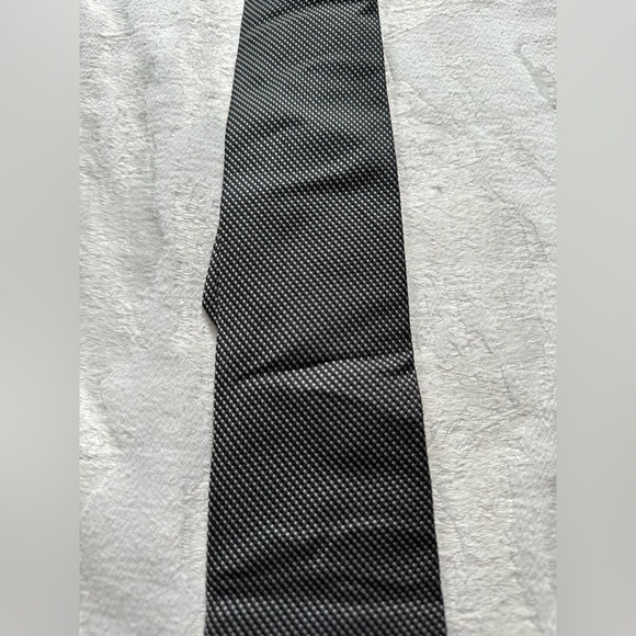 Two ties - Picture 2 of 6